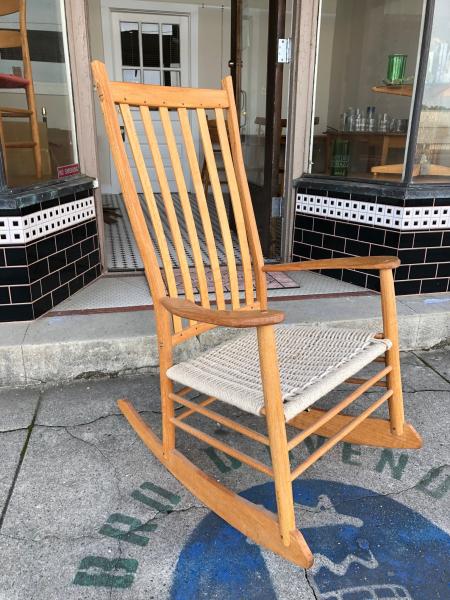 Rocking chair