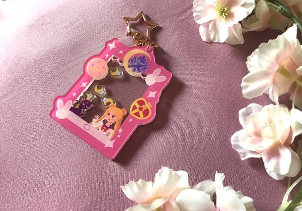 Sailor Moon Acrylic Shaker Keychain Charm picture