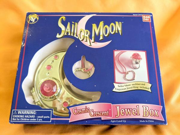 *Pre-owned Sailor Moon Cosmic Crescent Jewel Box - Bandai America 1995 picture