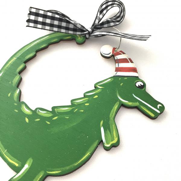 alligator ornament picture