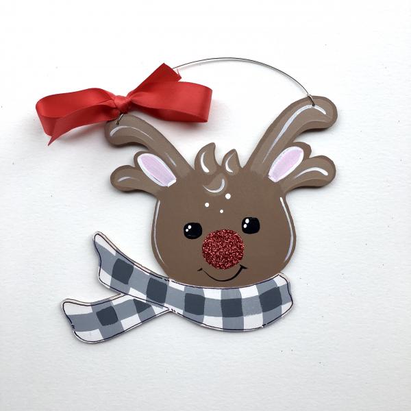 deer head ornament picture