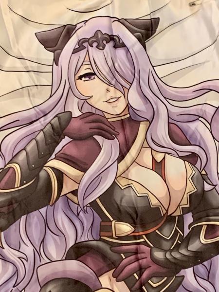 Camilla Dakimakura picture