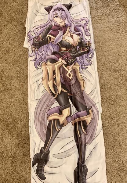 Camilla Dakimakura picture