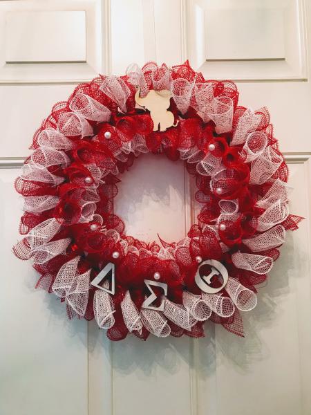 Delta Sigma theta Wreath picture