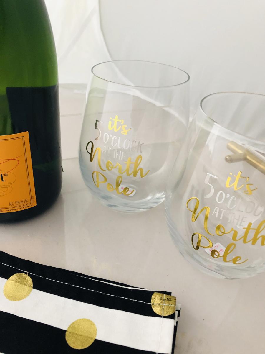 Holiday | Wine Glassware | It's 5 o'clock at the North Pole picture