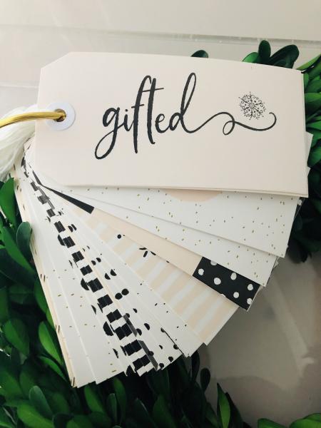 Holiday | Gift Tag Book | Set of 24