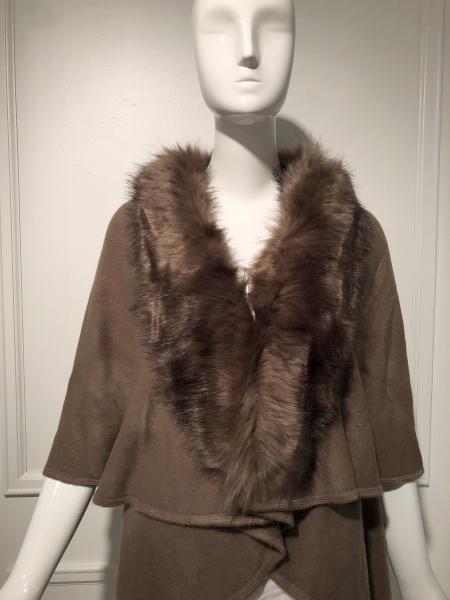 Faux Fur wrap,cape | Luxurious straight cut faux fur collar | Step out in style!