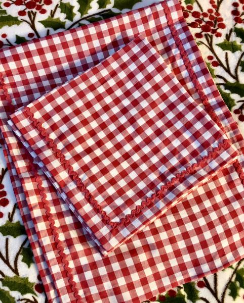 Monogram S/4 Gingham Dinner Napkins picture