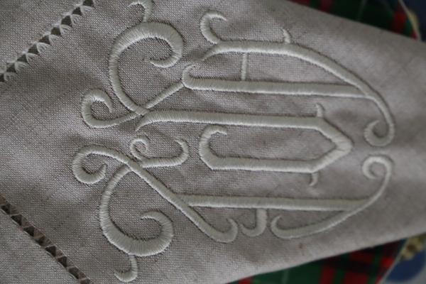 Monogram Linen Dinner Napkin S/6 picture