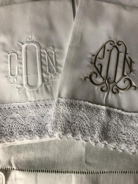 Monogram Lace Trim Dinner Napkin Set of 6 picture