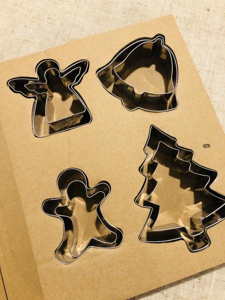 Holiday Cookie Cutter Set picture