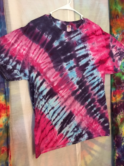 Tie Dye - Tie Dyed T Shirt - Mens L (42-44) Fruit of the Loom 100% Cotton Short Sleeve Shirt #342