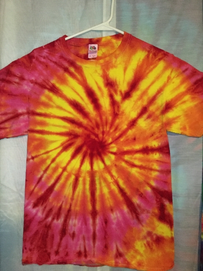 Hot Classic Spiral Tie Dyed Shirt - Orange, Yellow, Red, Hot Pink - Mens S (34 - 36) - Short Sleeve - Fruit of the Loom - 100% Cotton Shirt #270 picture