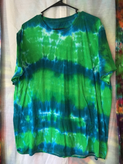Green and Aquamarine Striped Tie Dyed Short Sleeve Shirt - Mens 100% Cotton 2XL (50-52) Gildan. #175 picture
