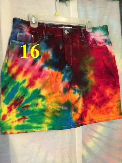 Tie Dye - Recycled Clothing - Rainbow Crinkle Tie Dyed Croft & Barrow Womens Size 16 Skirt (WITH SHORTS!!) Repurposed Clothing picture