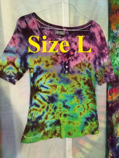 Tie Dye - Tie Dyed Womens Short Sleeve T Shirt - Womens Brand Level Eight - Womens Size L - Recycled Clothing