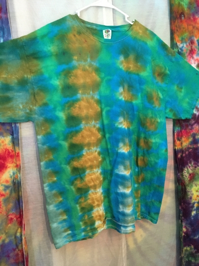 Tie Dye - Tie Dyed T Shirt - Mens 2 XL (50-52) 100% Cotton Fruit of the Loom - Short Sleeve. #340