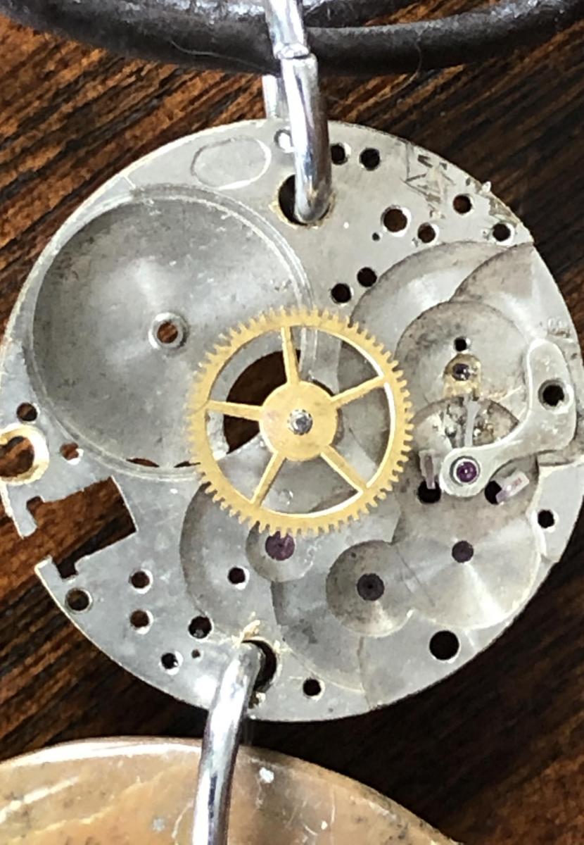 "Fossilized" necklace picture