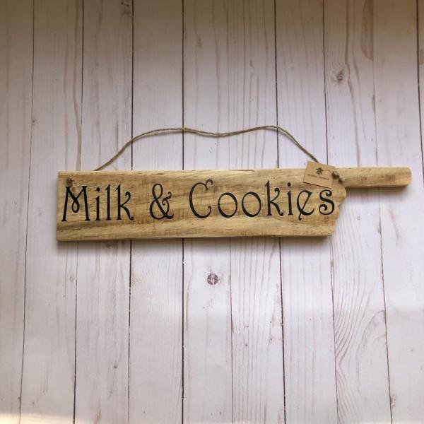 Milk & Cookies (RIGHT)