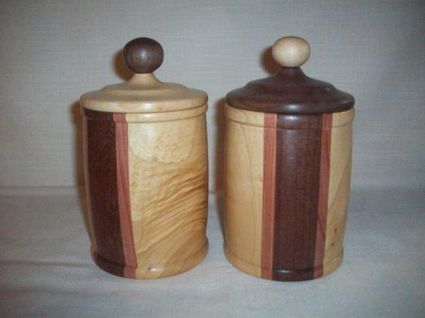 maple/walnut cedar box
