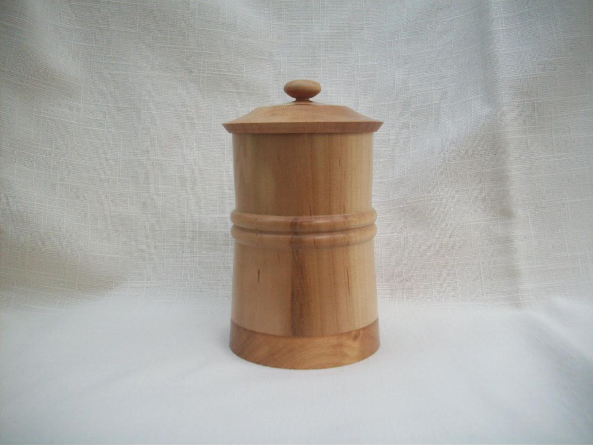 maple and cherry box picture