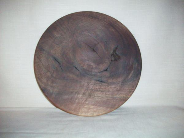 walnut plate picture