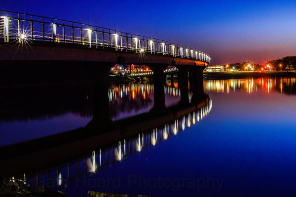 'Gray's Lake Pedestrian Bridge' - matted print picture