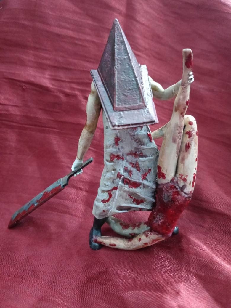 Pyramid Head with Mannequin from Silent Hill - Printed and Option for Painted - Dead by Daylight picture