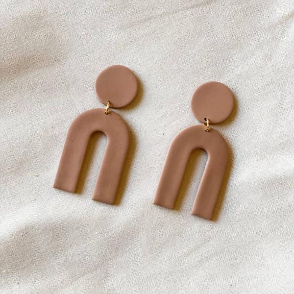 Clay Arch Earrings picture