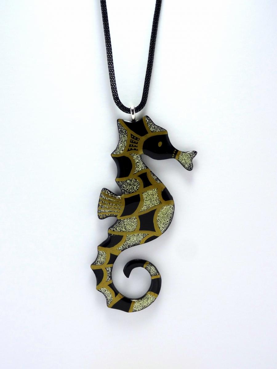 Sensational Seahorse Pendant in pinks & red - see variations picture