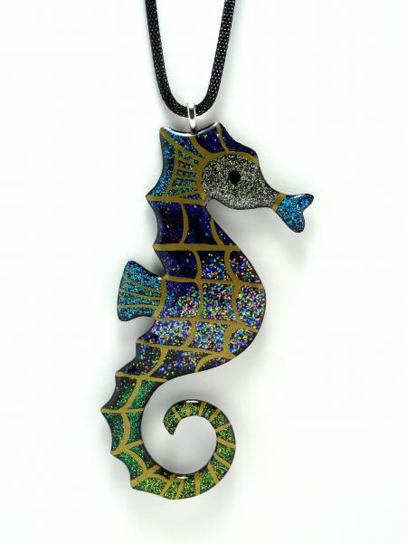 Sensational Seahorse Pendant in pinks & red - see variations picture