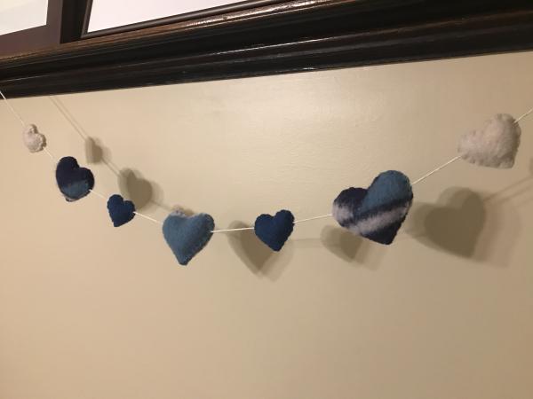 Heart Garland picture