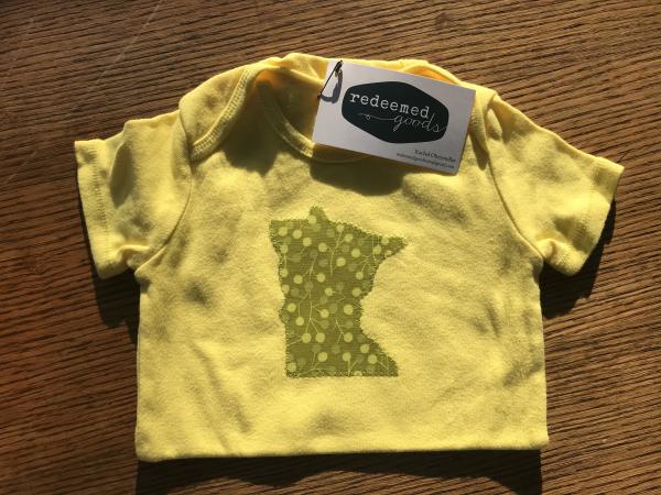 Minnesota Onesie - 18 month size picture