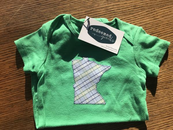 Minnesota Onesie - 18 month size picture