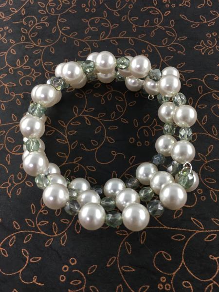 Swarovski Crystal Pearl and Pale Gray/Green Glass Memory Wire Bracelet picture