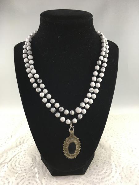 Howlite Mala Necklace with Black Glass