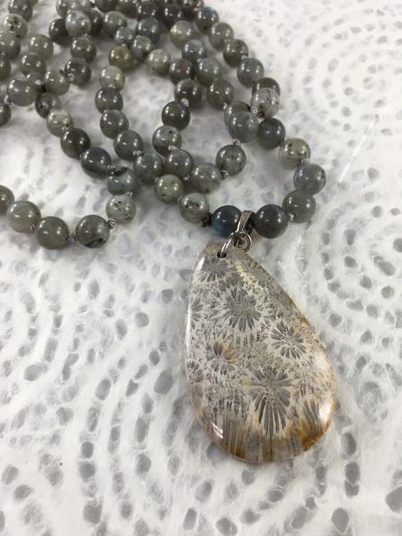 Labradorite Mala Necklace with Stone Pendant picture