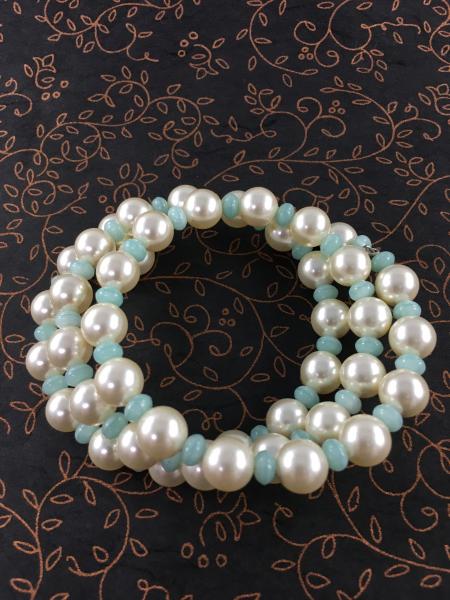 Swarovski Crystal Pearl and Aqua Memory Wire Bracelet picture