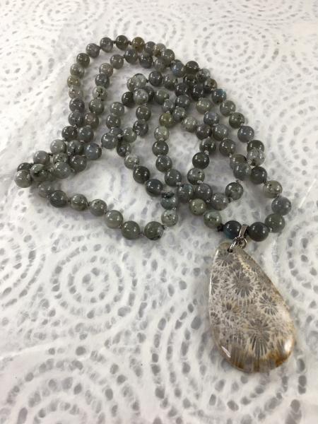 Labradorite Mala Necklace with Stone Pendant picture