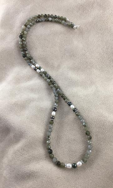 Labradorite and Pearl Necklace picture