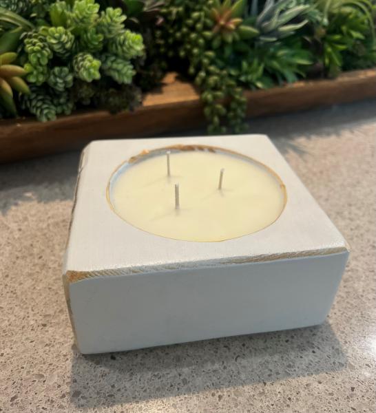 3 Wick Block Candle picture