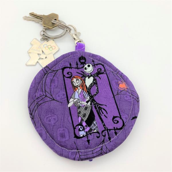Spooky Halloween Horror Round  Keychain pouches picture