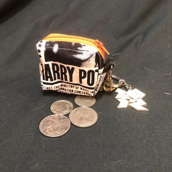 Harry Potter Boxy Key Chain  Pouches picture