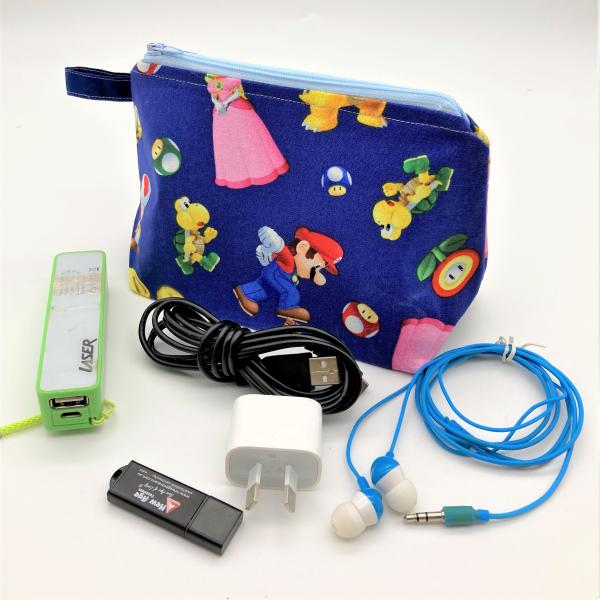 Computer Arcade and Tabletop Games Zipper Pouches Small picture