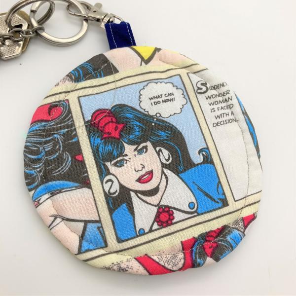 Female Super Heroes Round key chain pouches