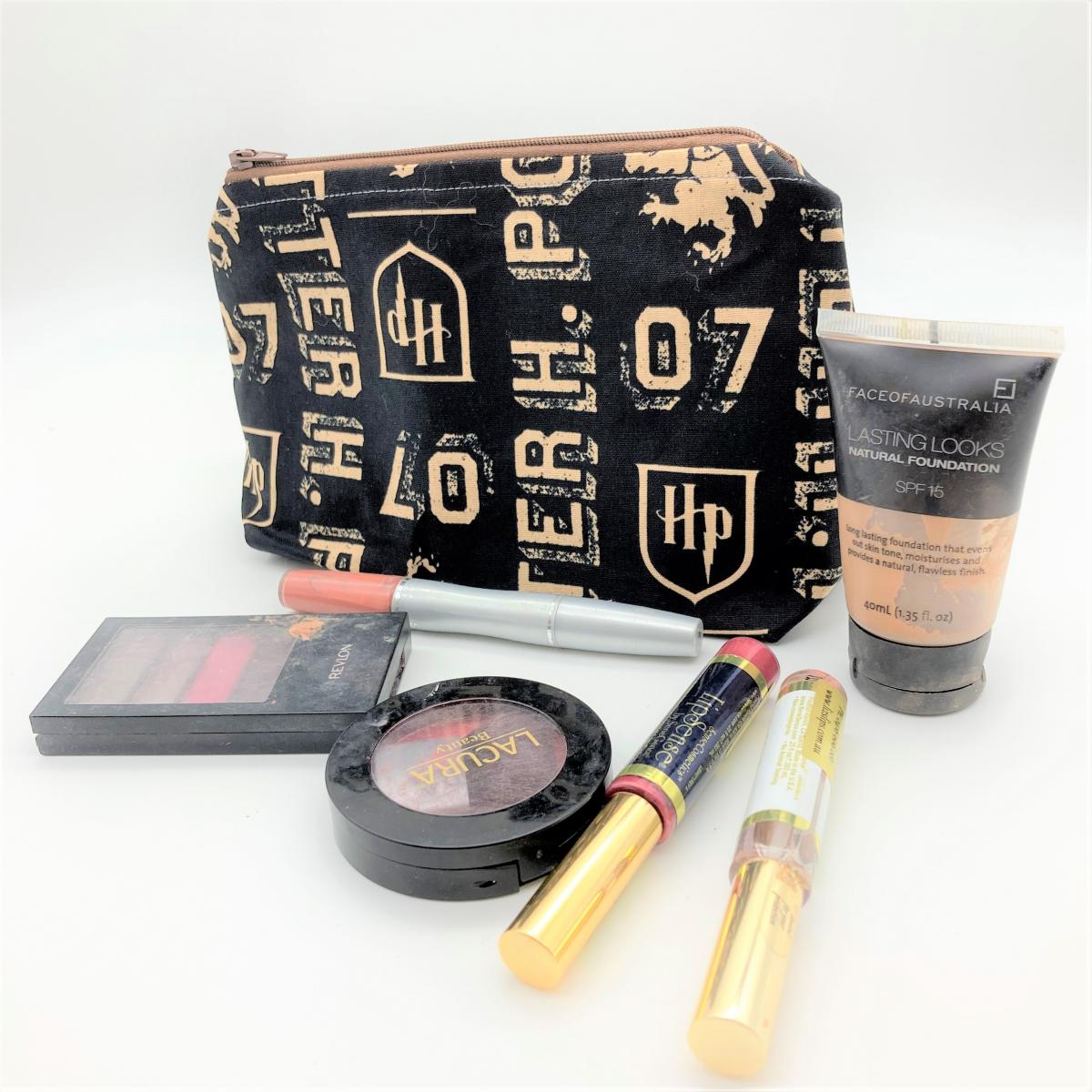 Harry Potter Wide Bottomed Zipper Pouches Medium picture