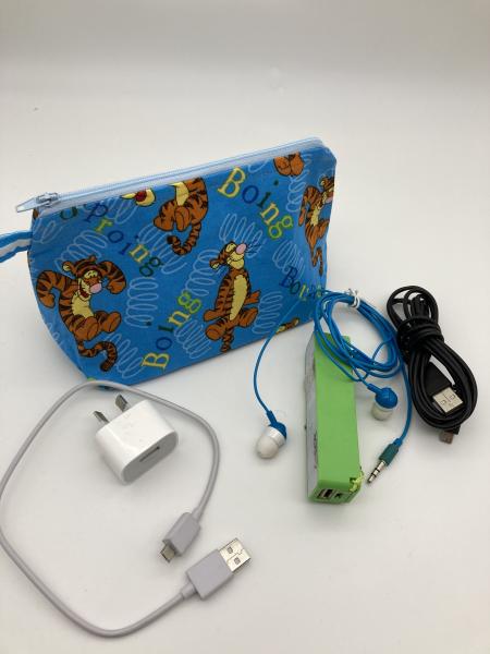 Disney Themed Wide Bottomed Zipper Pouch Small