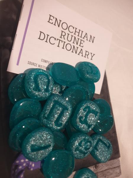 Enochian Rune Set - peacock green picture