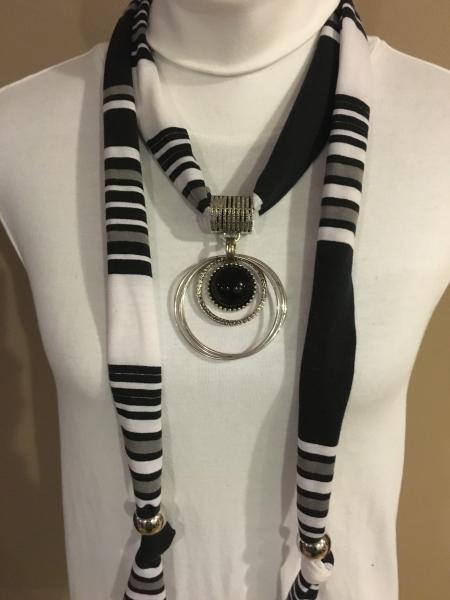 Black & white stripe Scarf