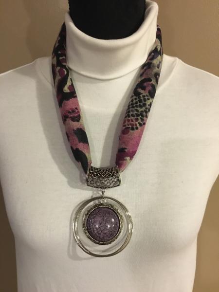 Purple Print Stretch Necklace